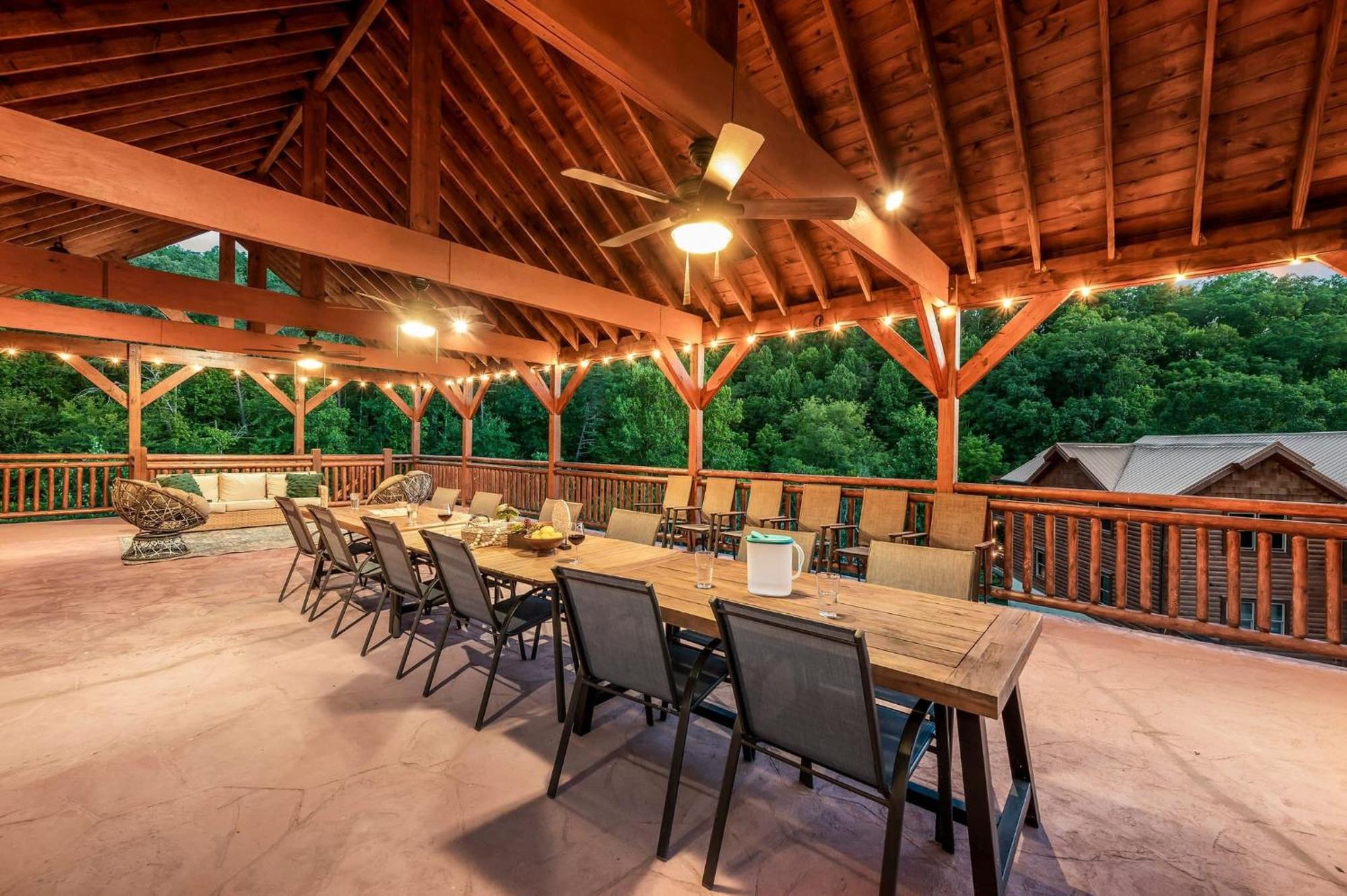 Smokey'S Paradise By Avantstay Sleeps 22 Pool Sevierville Esterno foto