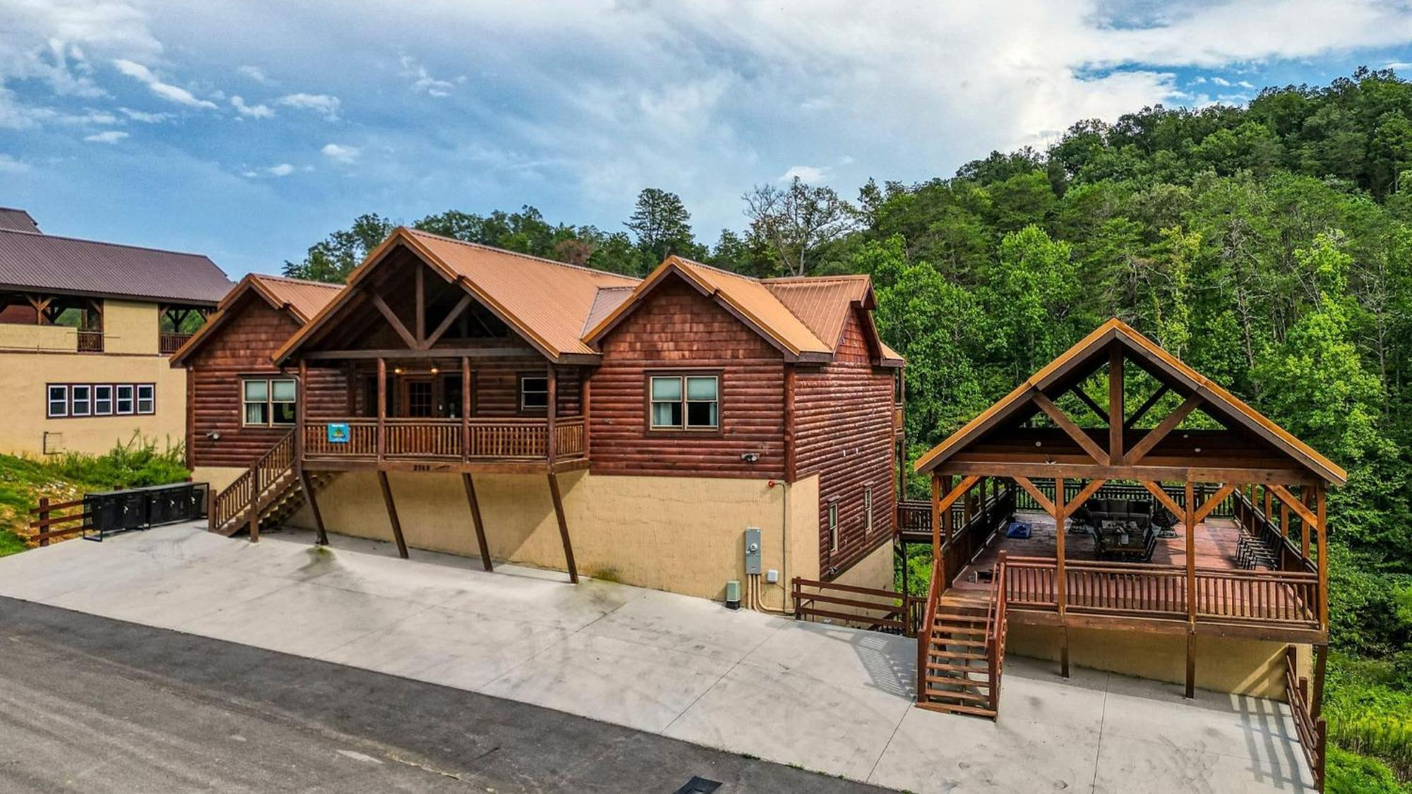 Smokey'S Paradise By Avantstay Sleeps 22 Pool Sevierville Esterno foto